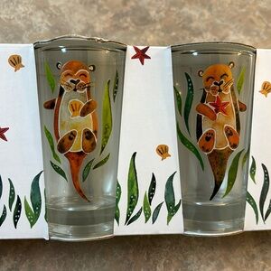 Set of 4 Otter Glasses